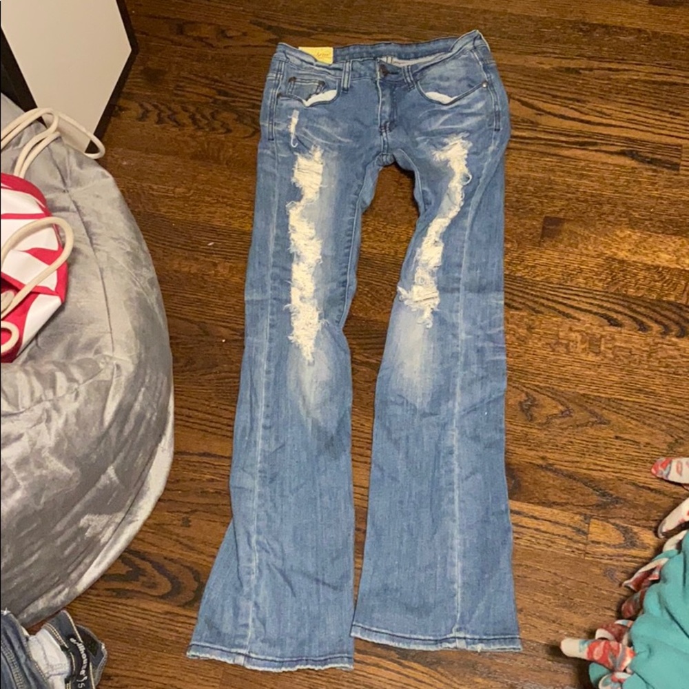 Ripped jeans